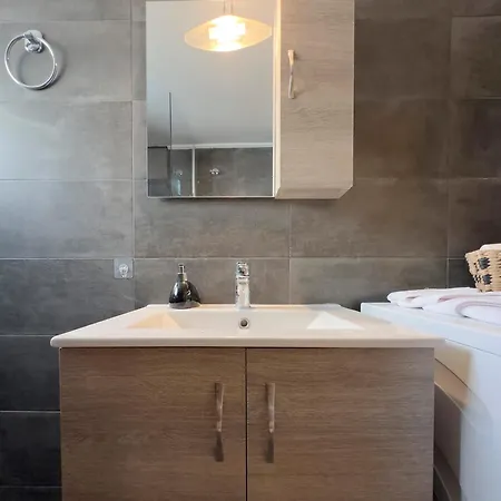 Nagia Modern Paleo Faliro C-1 Apartment